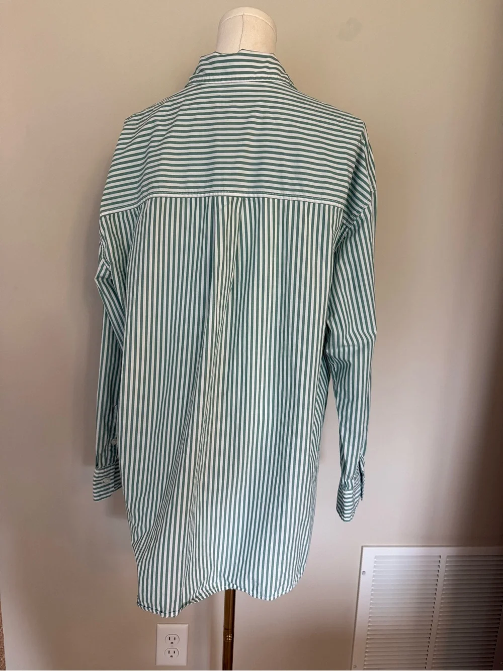 Universal Thread Green White Striped Oversized Cotton Button Down Boy Shirt L - Picture 7 of 10